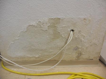 Wasserschaden bei einer Wand